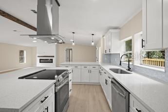 Active With Contract: $325,000 (3 beds, 2 baths, 1719 Square Feet)