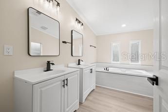 Active With Contract: $325,000 (3 beds, 2 baths, 1719 Square Feet)