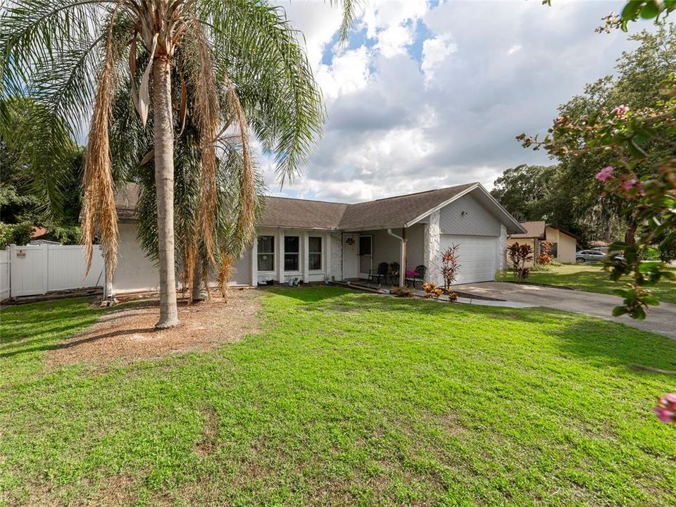 For Sale: $399,000 (3 beds, 2 baths, 1658 Square Feet)