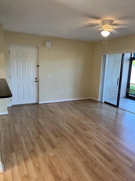 For Rent: $2,200 (2 beds, 2 baths, 848 Square Feet)
