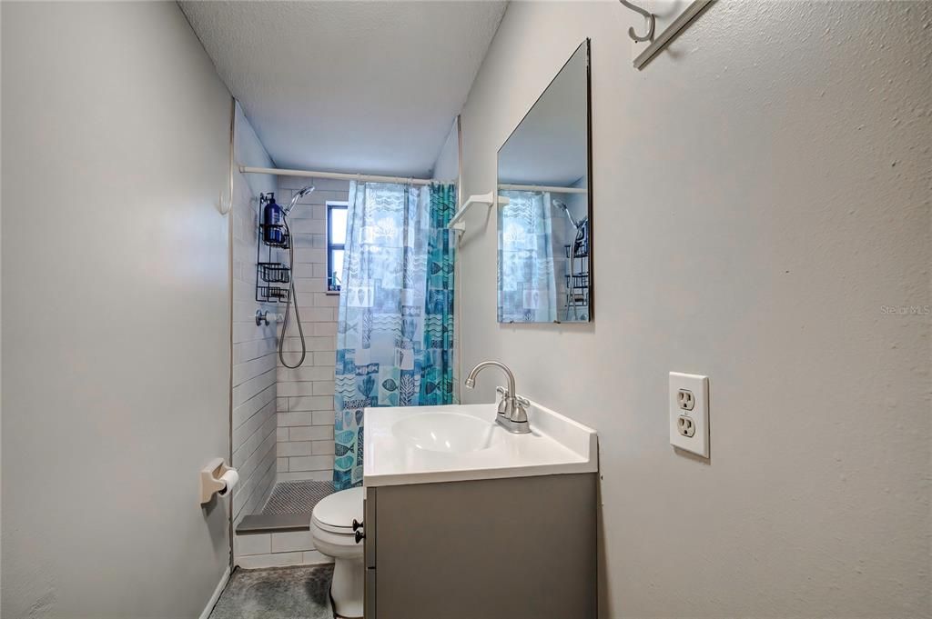 For Sale: $248,000 (3 beds, 2 baths, 1322 Square Feet)