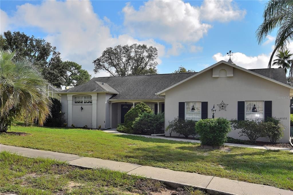 For Sale: $365,000 (3 beds, 2 baths, 1716 Square Feet)