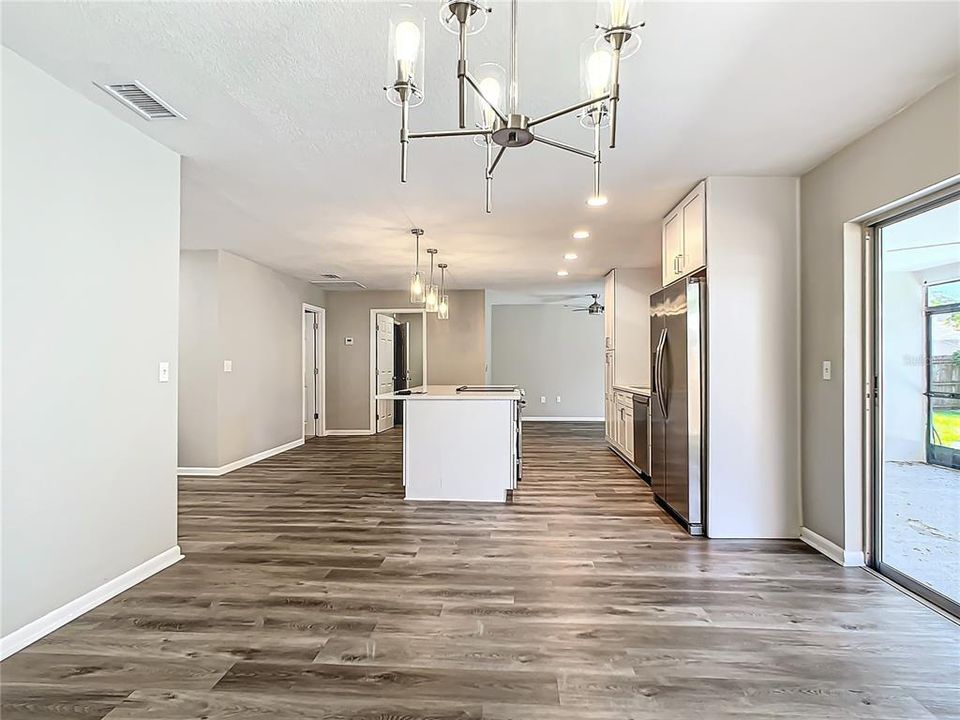 For Sale: $564,900 (3 beds, 2 baths, 1499 Square Feet)