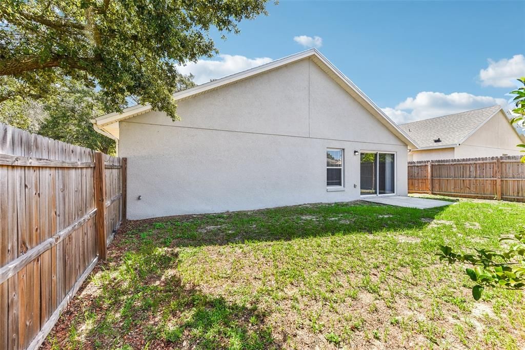 Active With Contract: $349,900 (3 beds, 2 baths, 1484 Square Feet)