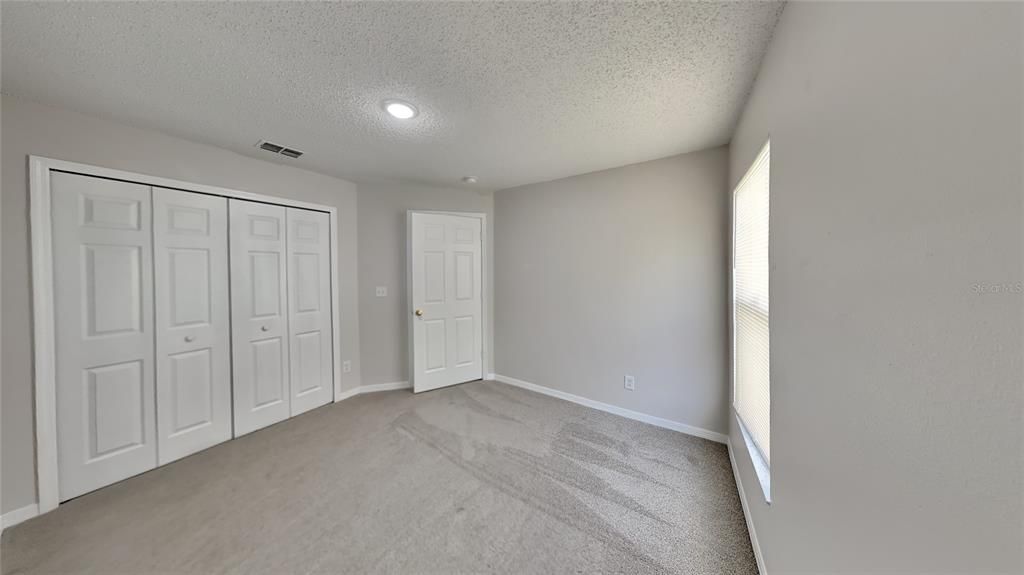 Active With Contract: $309,900 (3 beds, 2 baths, 1038 Square Feet)