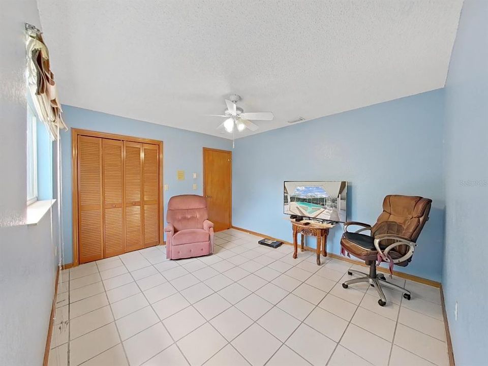 For Sale: $389,000 (4 beds, 2 baths, 2317 Square Feet)