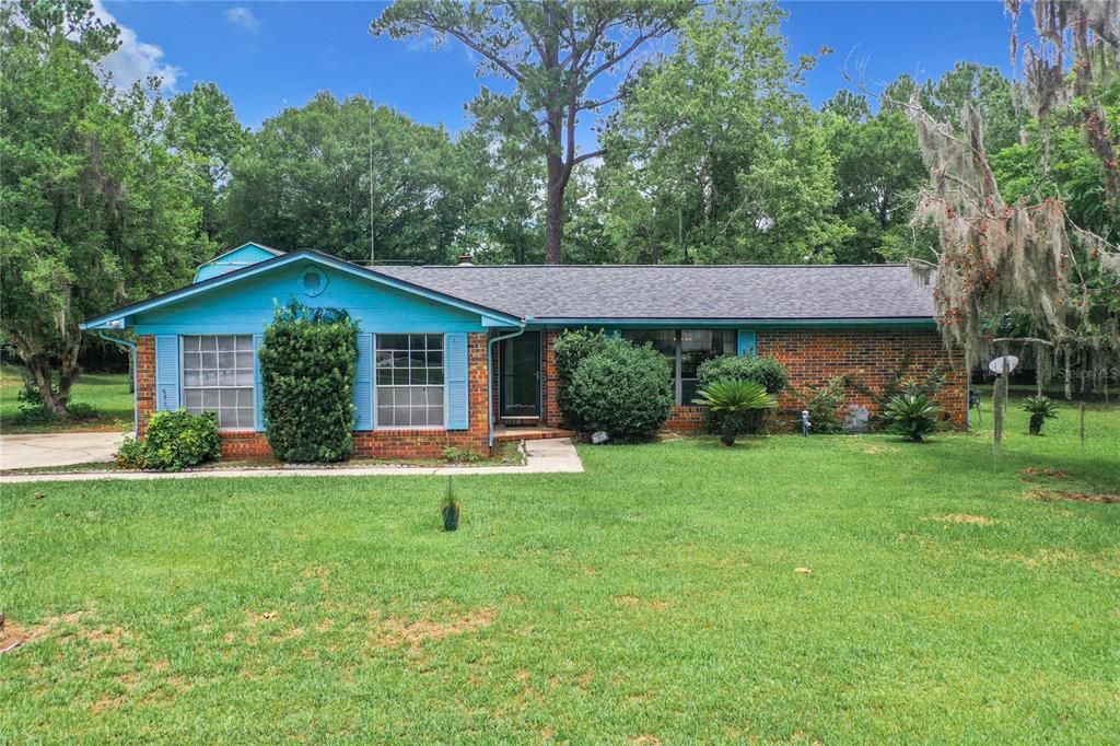 Vendido Recientemente: $350,000 (3 camas, 2 baños, 1681 Pies cuadrados)