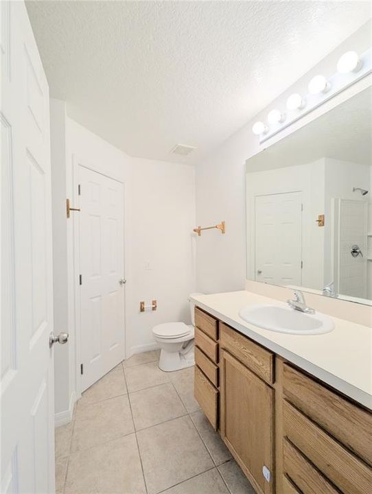 For Sale: $170,000 (2 beds, 2 baths, 1034 Square Feet)