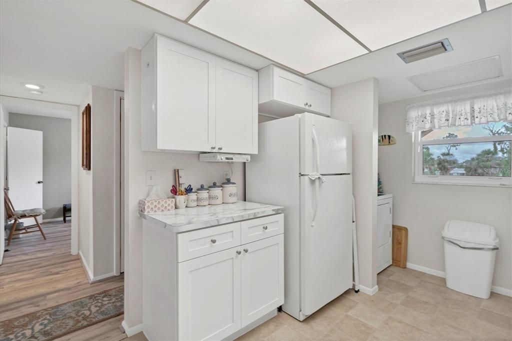 For Sale: $235,000 (2 beds, 2 baths, 1274 Square Feet)