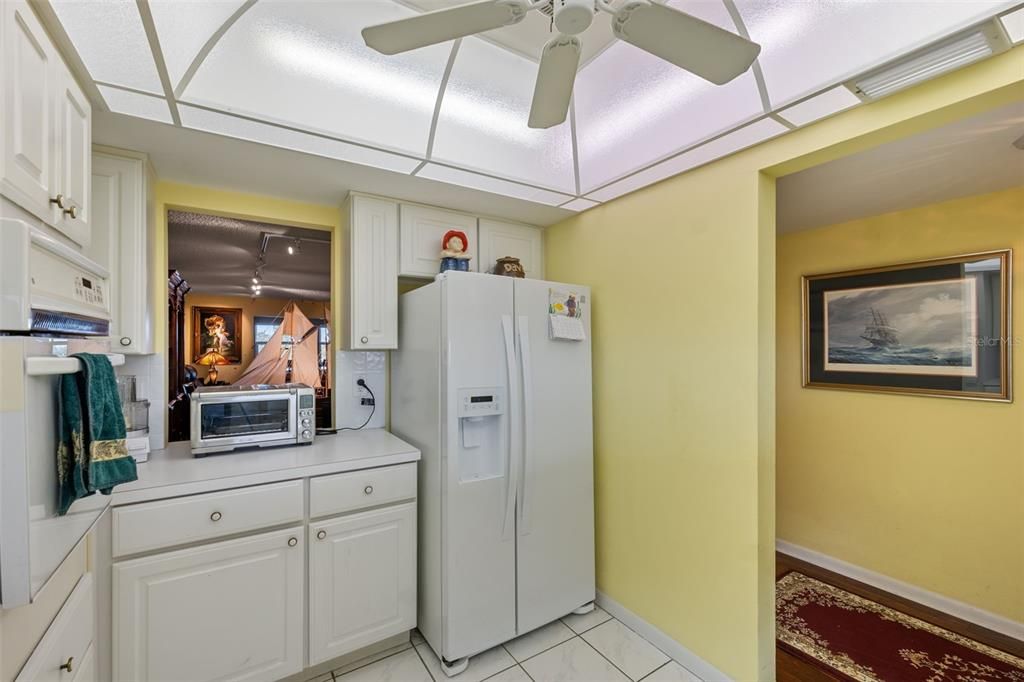 For Sale: $175,000 (2 beds, 2 baths, 1388 Square Feet)