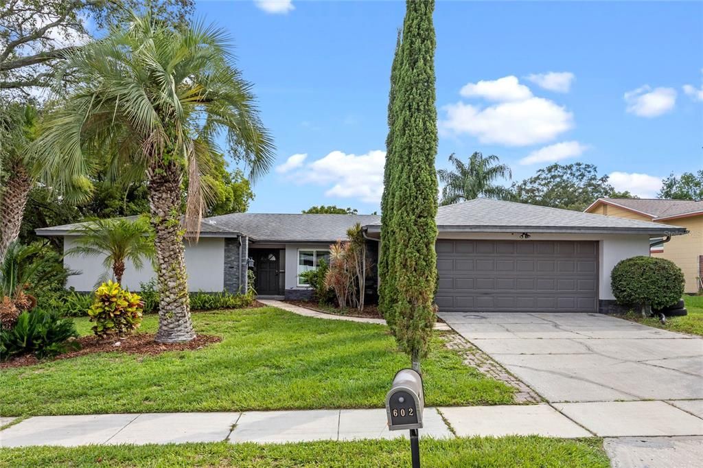 For Sale: $449,000 (4 beds, 2 baths, 1849 Square Feet)