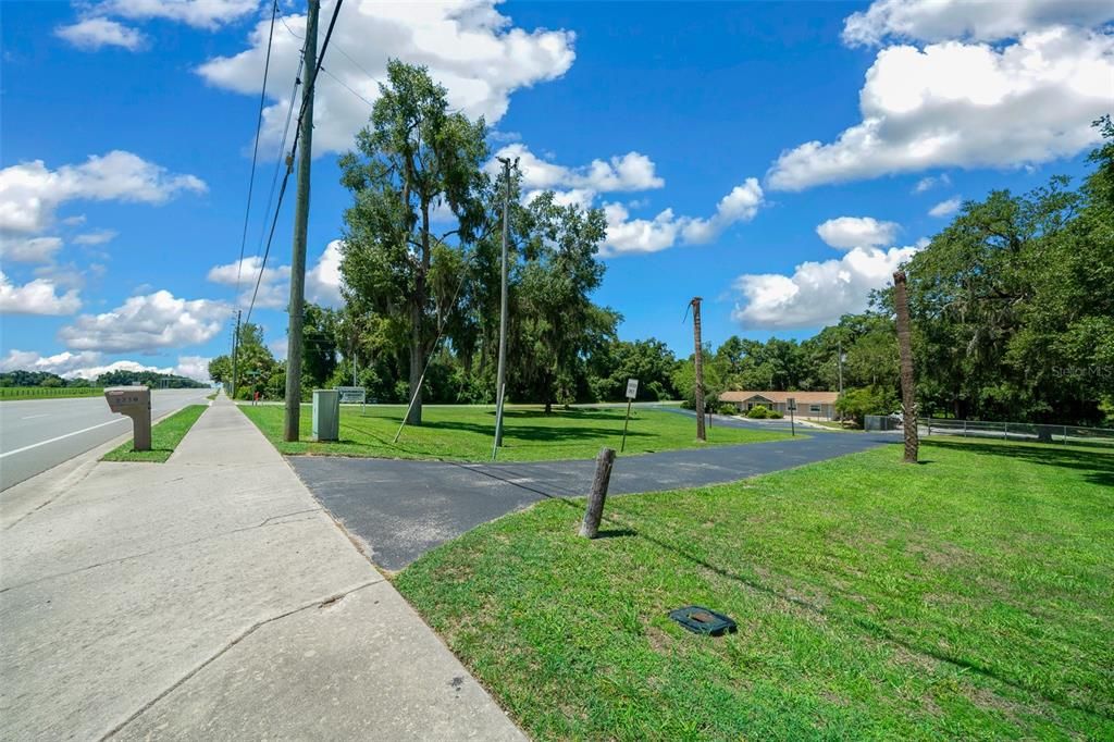 S Lecanto Hwy entrance