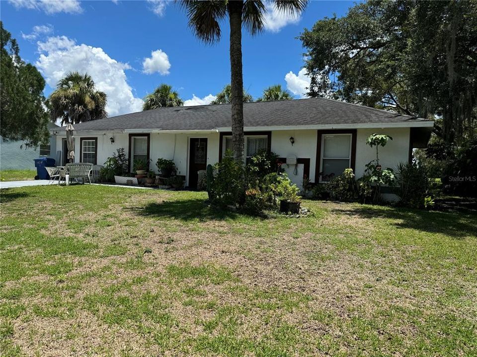 For Sale: $295,000 (3 beds, 2 baths, 1812 Square Feet)