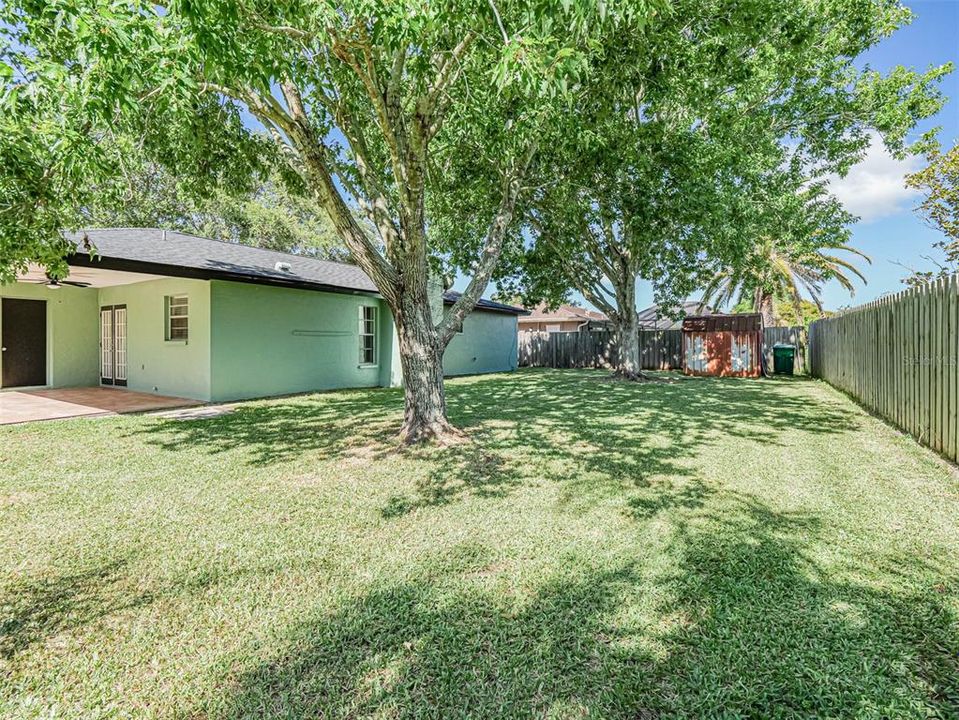 For Sale: $349,900 (3 beds, 2 baths, 1370 Square Feet)