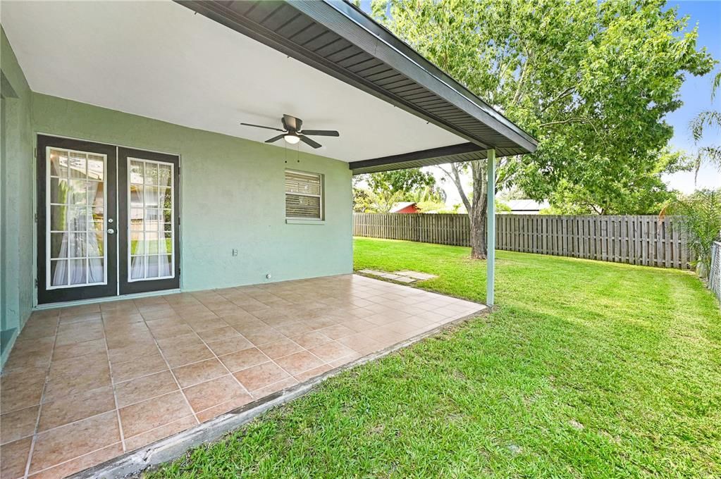 For Sale: $349,900 (3 beds, 2 baths, 1370 Square Feet)