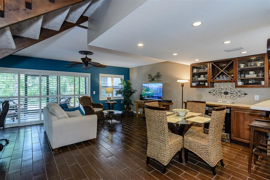 Living/dining room combo with dry bar