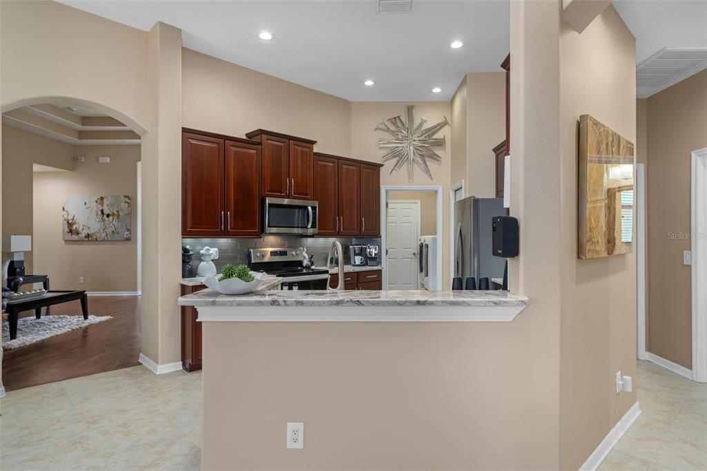 Kitchen with Granite Breakfast Bar