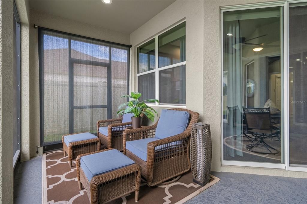 Spacious Screened Entertaining Area with Privacy Shade