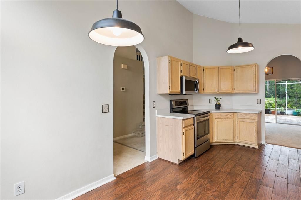 For Sale: $435,000 (3 beds, 2 baths, 1848 Square Feet)