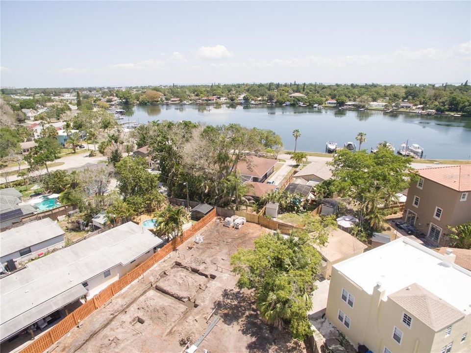 For Sale: $1,000,000 (3 beds, 2 baths, 2018 Square Feet)