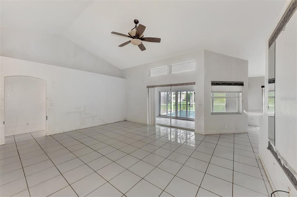 Active With Contract: $339,900 (4 beds, 2 baths, 1916 Square Feet)