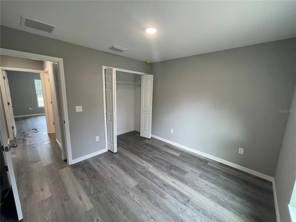 For Sale: $274,900 (3 beds, 2 baths, 1413 Square Feet)