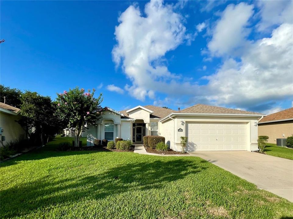 For Sale: $299,587 (3 beds, 2 baths, 1759 Square Feet)