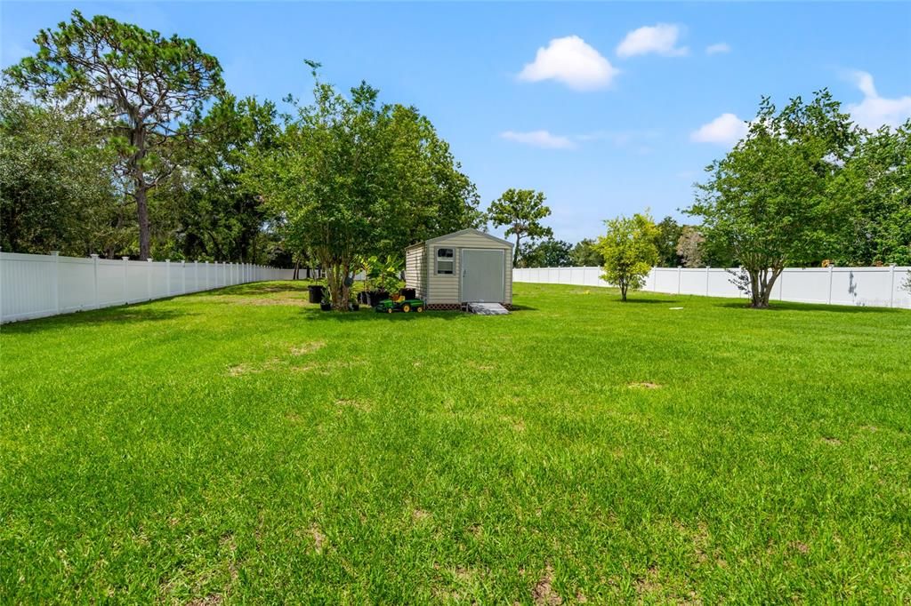 For Sale: $425,000 (3 beds, 2 baths, 1986 Square Feet)