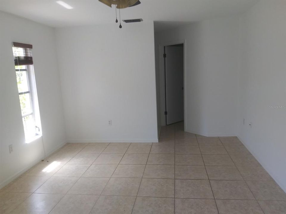 For Rent: $2,500 (2 beds, 2 baths, 1415 Square Feet)