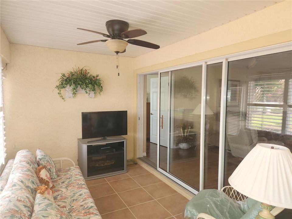 For Sale: $269,900 (2 beds, 2 baths, 1504 Square Feet)
