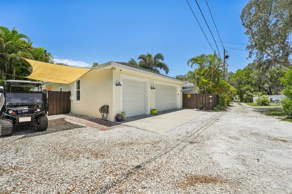 3 car garage with alley access