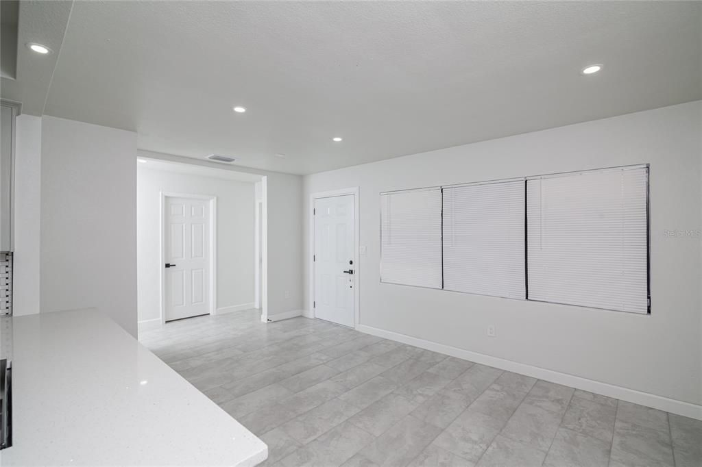 For Sale: $359,990 (4 beds, 2 baths, 1761 Square Feet)