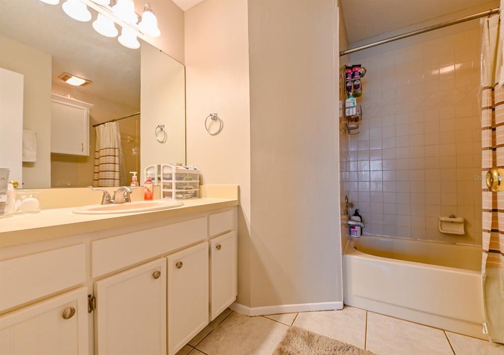 For Sale: $350,000 (3 beds, 2 baths, 1575 Square Feet)