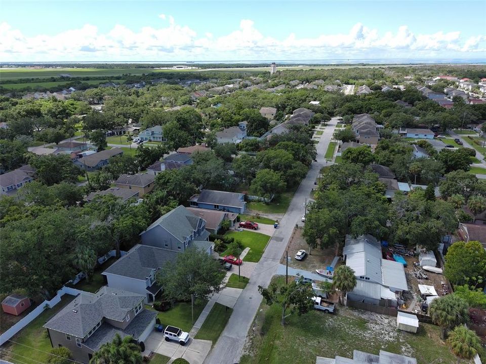 For Sale: $710,000 (4 beds, 2 baths, 2563 Square Feet)