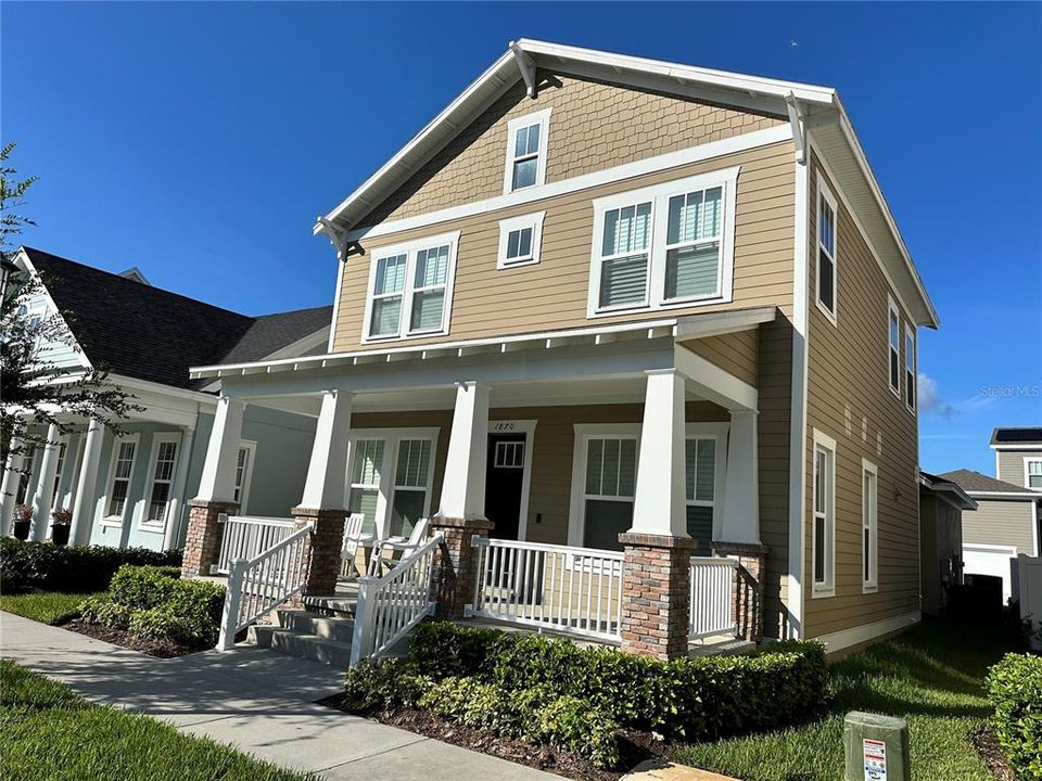 For Sale: $769,000 (3 beds, 2 baths, 1933 Square Feet)