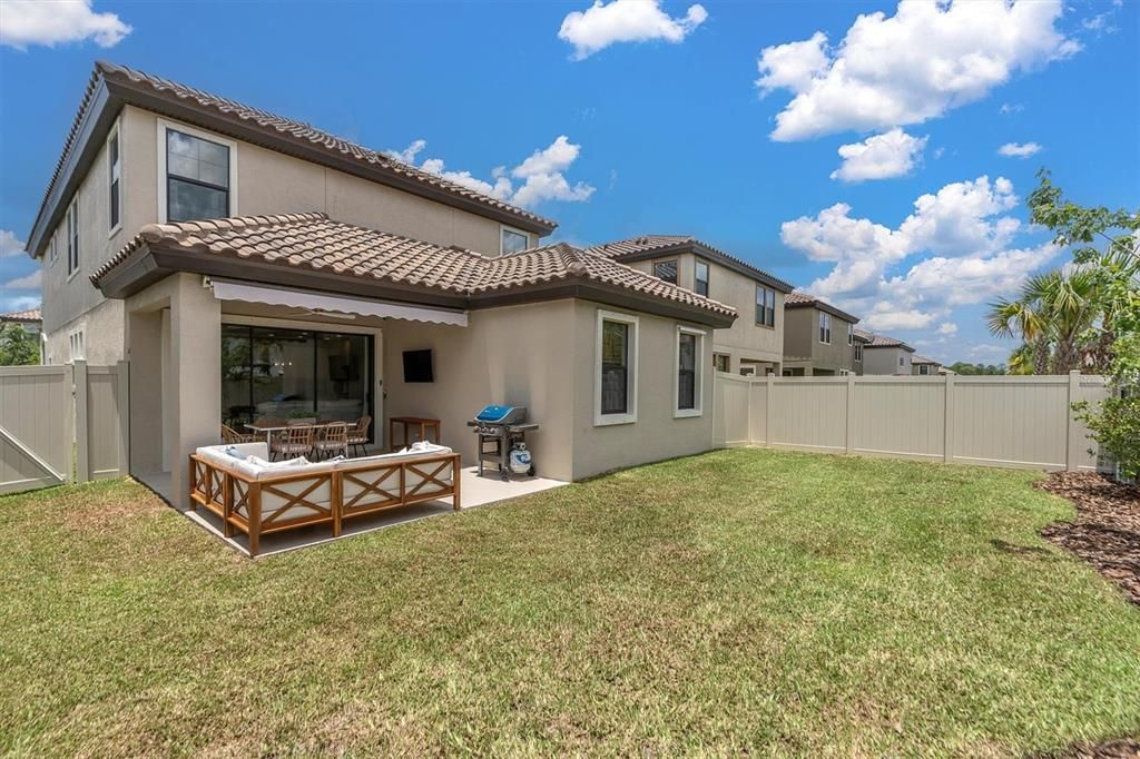 LARGE FENCED YARD