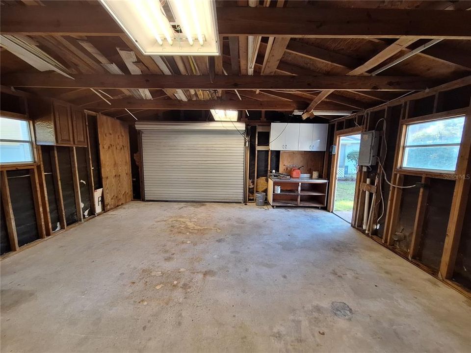 GARAGE/WORKSHOP