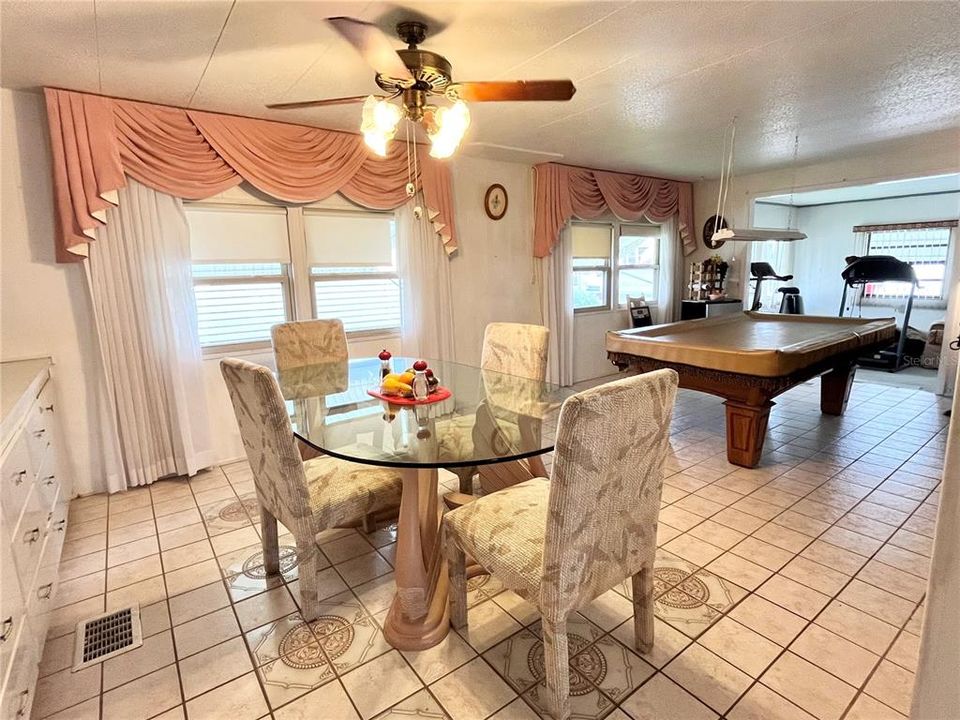 For Sale: $149,000 (2 beds, 3 baths, 1345 Square Feet)