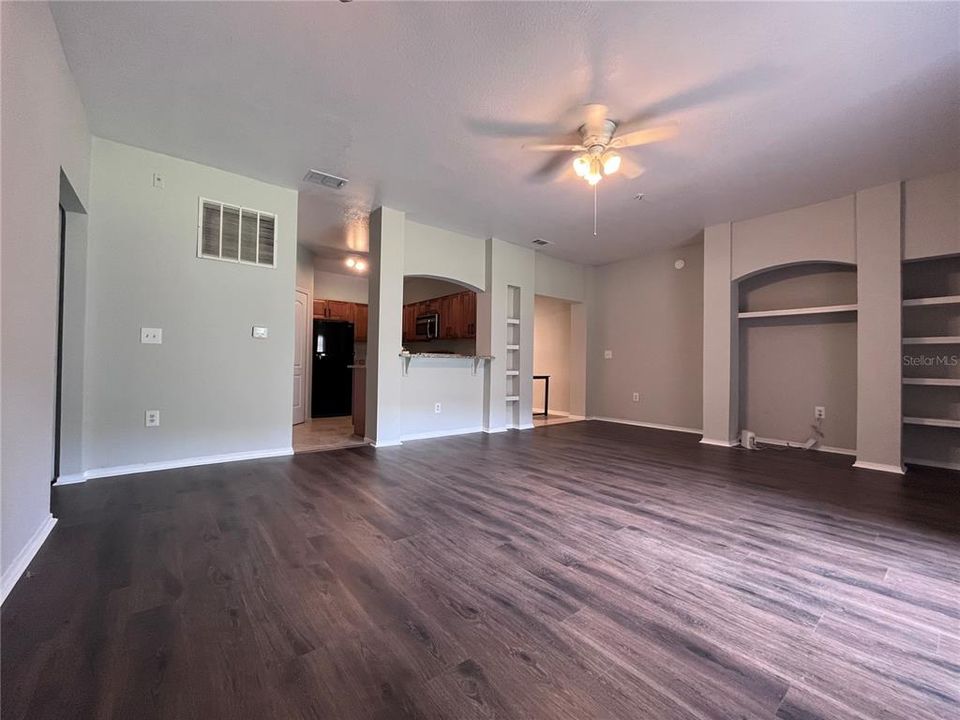 For Rent: $1,745 (2 beds, 2 baths, 1242 Square Feet)