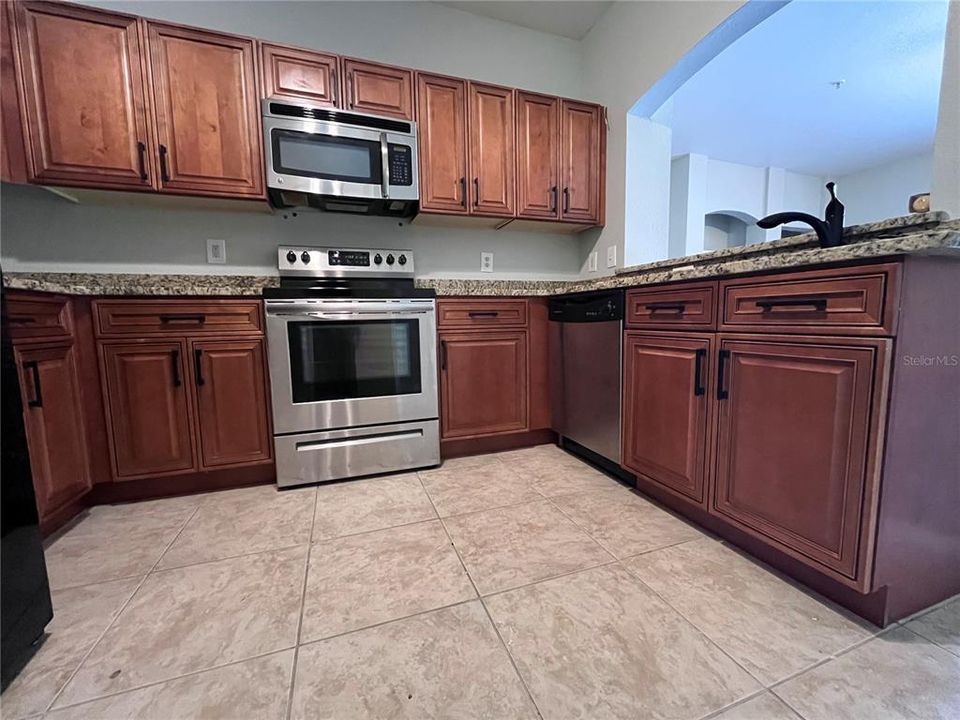 For Rent: $1,745 (2 beds, 2 baths, 1242 Square Feet)