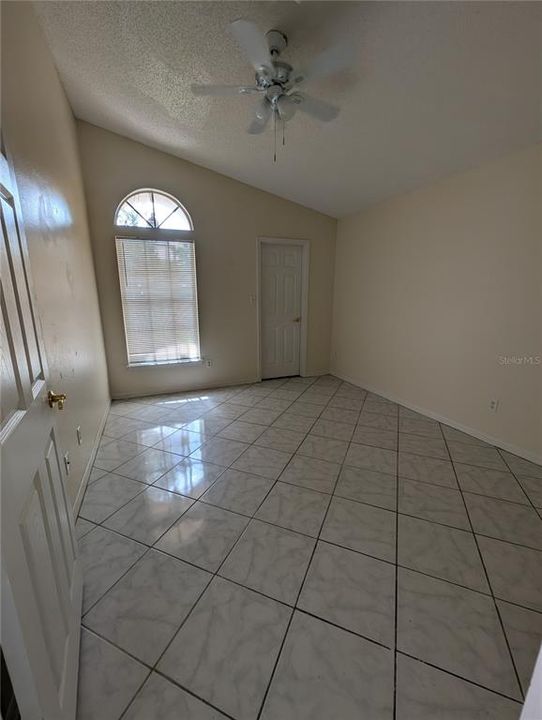 For Rent: $2,100 (2 beds, 2 baths, 1089 Square Feet)