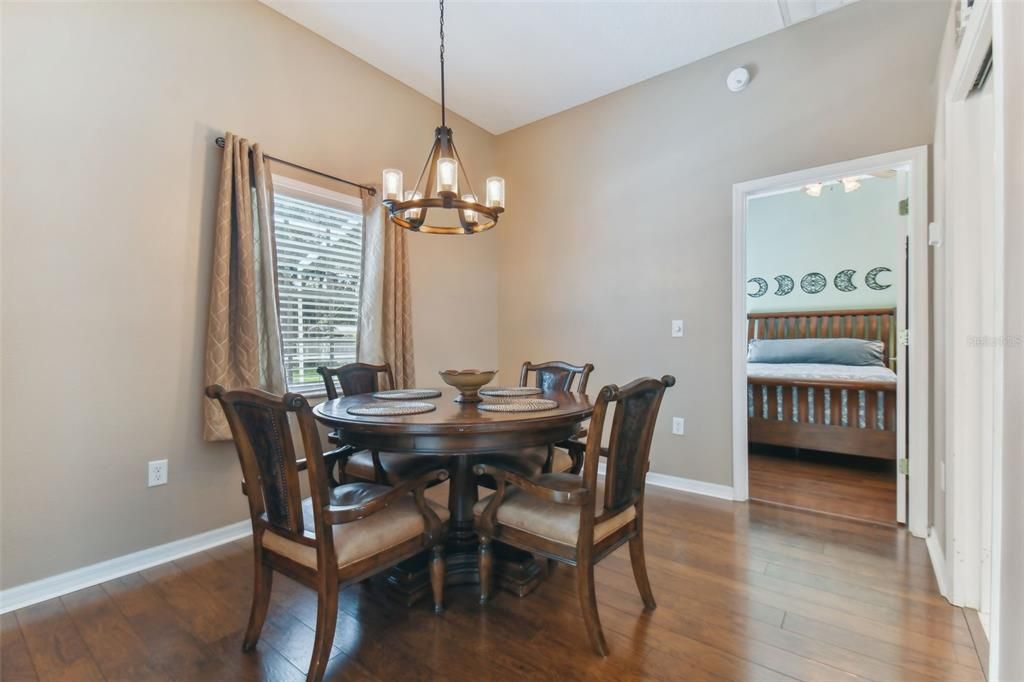 Active With Contract: $360,000 (3 beds, 2 baths, 1581 Square Feet)