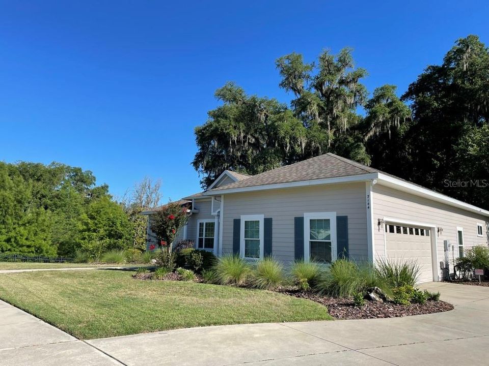 For Sale: $622,790 (3 beds, 2 baths, 2542 Square Feet)