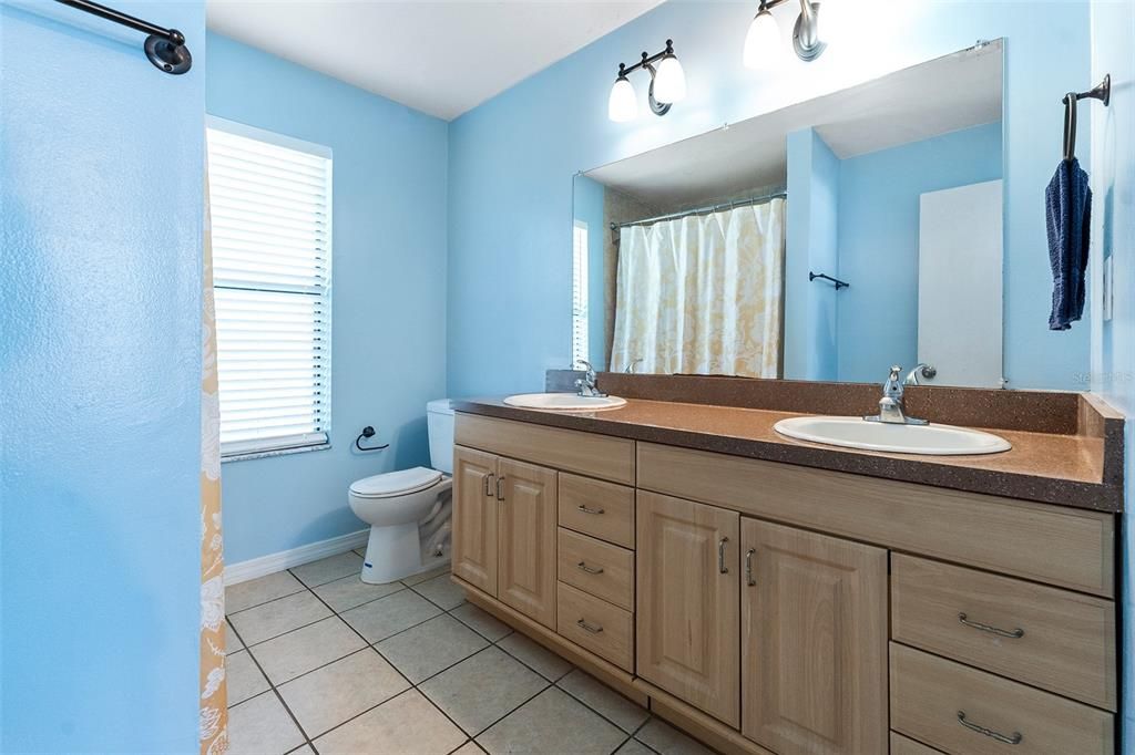 Owner's Suite Bathroom