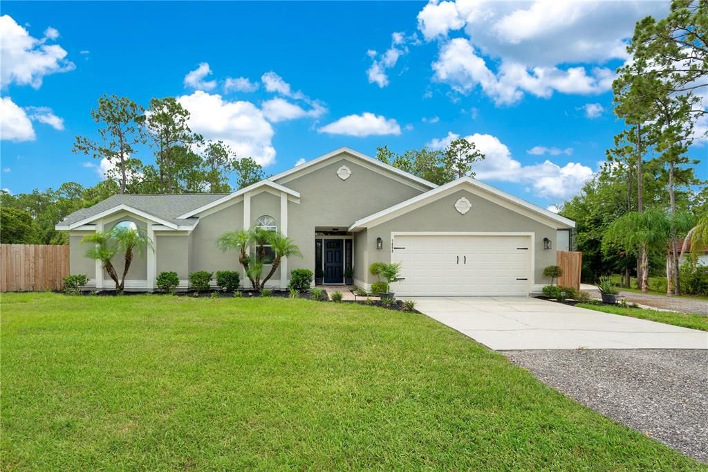 For Sale: $635,000 (3 beds, 3 baths, 1991 Square Feet)