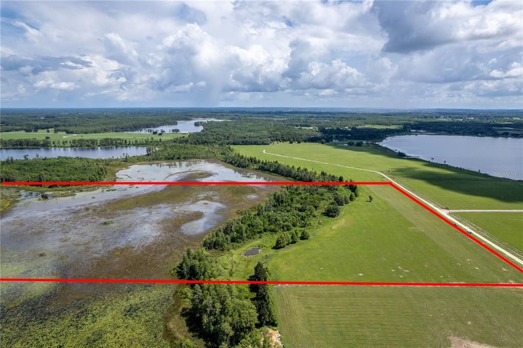 На продажу: $800,000 (44.40 acres)