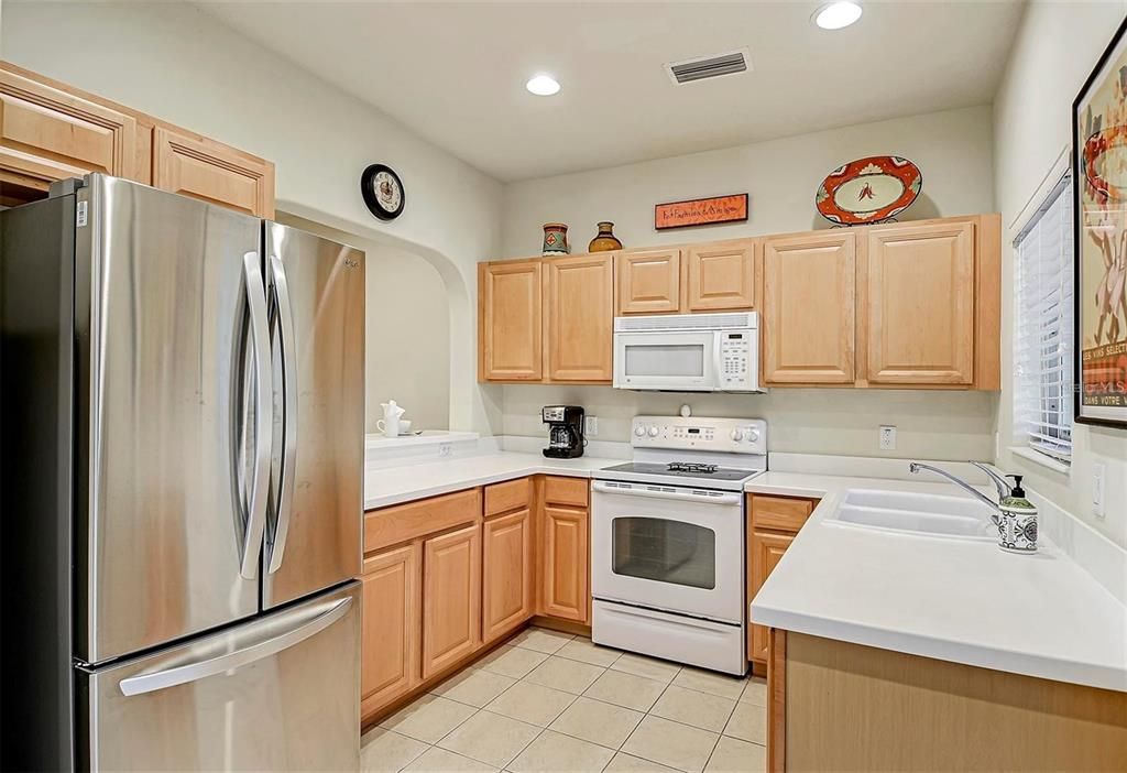 For Rent: $2,500 (2 beds, 2 baths, 1429 Square Feet)