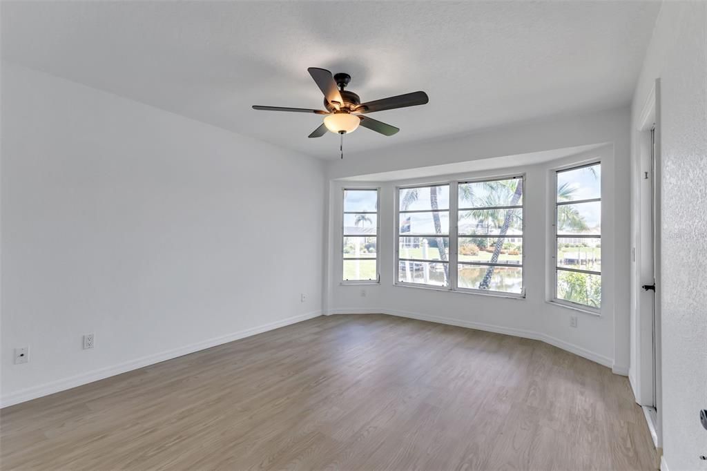 For Sale: $549,000 (3 beds, 2 baths, 2094 Square Feet)