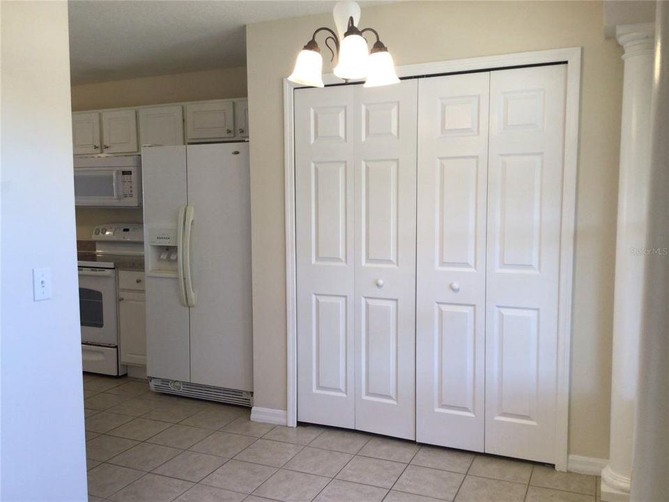 For Rent: $1,717 (2 beds, 2 baths, 1212 Square Feet)
