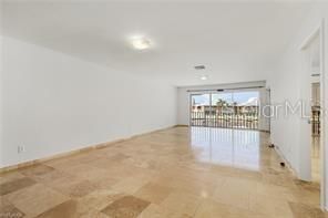 For Sale: $330,000 (2 beds, 2 baths, 1410 Square Feet)